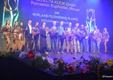 Winnaar Categorie Kamerplanten bloeiend: Selecta Klemm GmbH en kwekers Piet Kuivenhoven en Endhoven Flowering Plants BV met de Poinsettia Euphorbia Mouse, samen met de andere genomineerden in deze categorie.